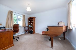 Sitting room- click for photo gallery